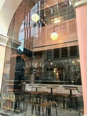 Cervecería Lateral Candelaria Calle 12