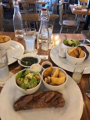 La Biferia C.c. Parque La Colina