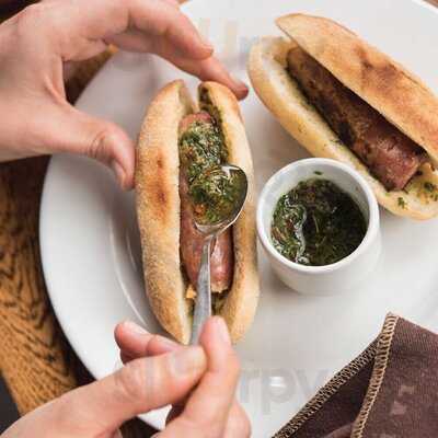 La Biferia C.c. Parque La Colina