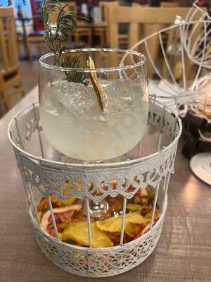 Red Angus Steak & Beer House