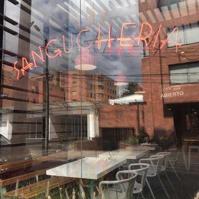 La Limeña Sangucheria