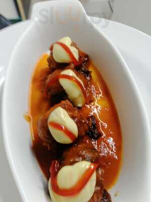 Barricas Tapas Y Cañas