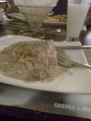 Crepes & Wafles Titan Plaza