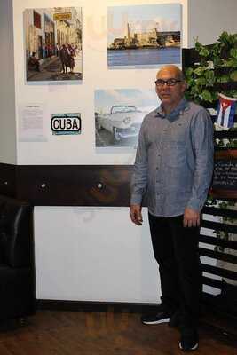 Lolo Coffee & Snacks