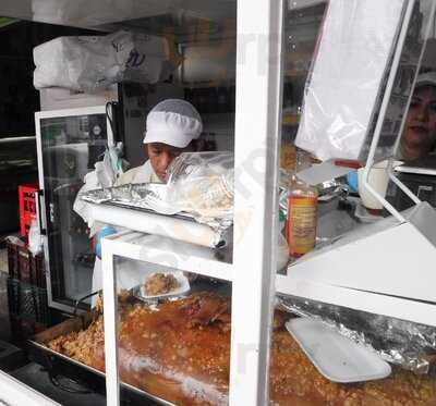 Lechoneria Doña Rosalba Paloquemao 80-136