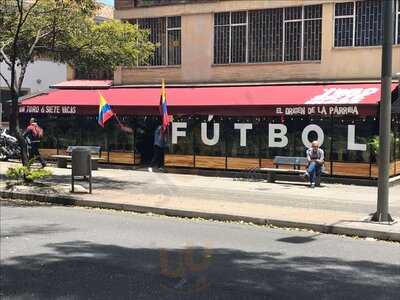 Un Toro Y Siete Vacas