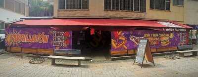 Un Toro Y Siete Vacas