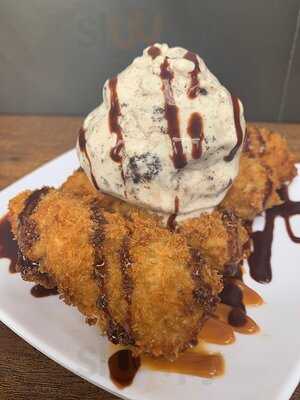 Tibetano "poke & Sushi Bar"