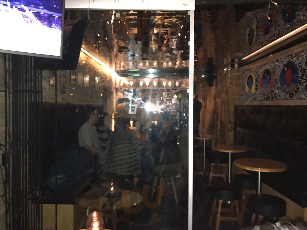 La Milagrosa Pub