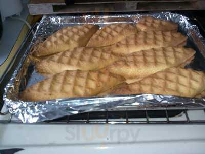 Empanadas Donde Charles Y Punto