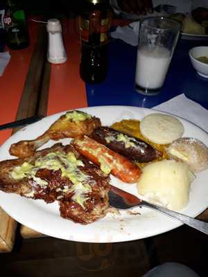 Sopas Arepas Y Carnes