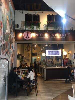 Petite Creperie