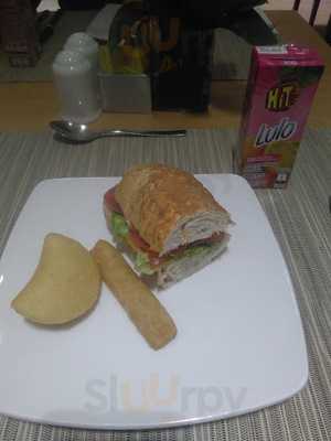 Bond Vivant Restaurant