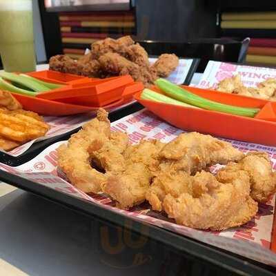 Wingz, Wings And Beer - La 116