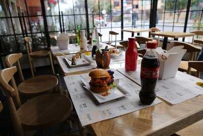 Kampai Asian Bistro Calle 90