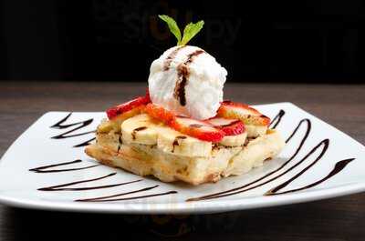 Balto Waffles Y Café