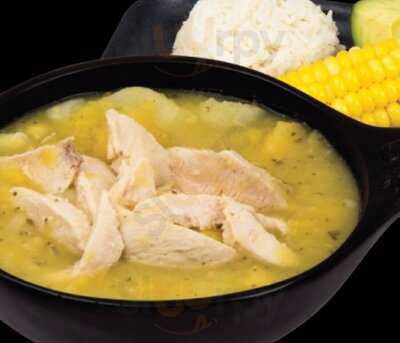 Tr3s Cu4rtos Parrilla Express