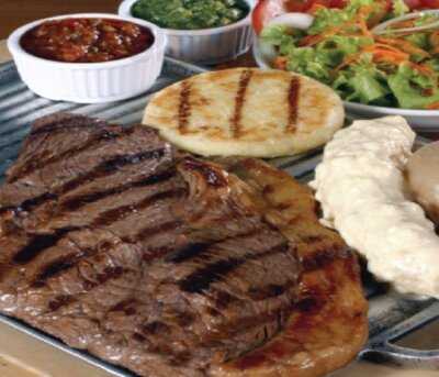 Tr3s Cu4rtos Parrilla Express