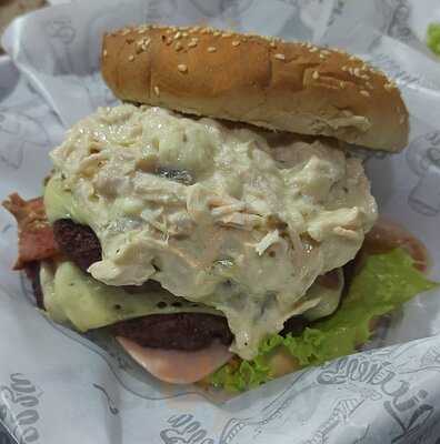 Ricchezza Gourmet Pizza Y Parrilla