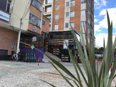 Mercadillo Carne Y Vino