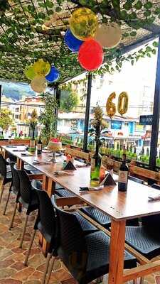 Mercadillo Carne Y Vino