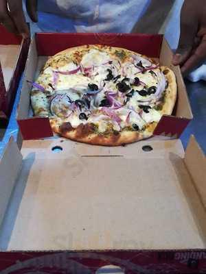Red Box Pizza