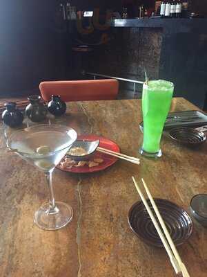 Tanoshii Asian Cuisine & Lounge Bar