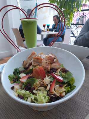 Kla Restaurant And Lounge