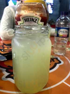 Bulldog Sports Bar & Restaurant