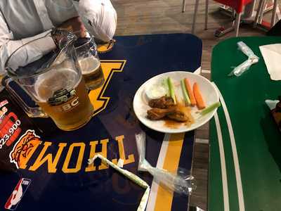 Bulldog Sports Bar & Restaurant