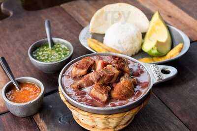 Restaurante Sopitas & Frijolada