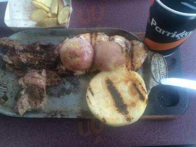 Parrilla & Picaditas