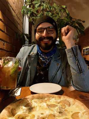 Búfala Blanca Pizzería