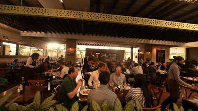 La Biferia C.c. Plaza Central