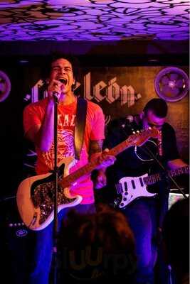 Café León Roasters