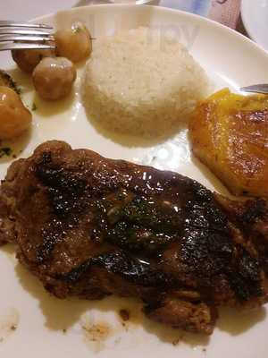 Los Almendros Cafe-bar