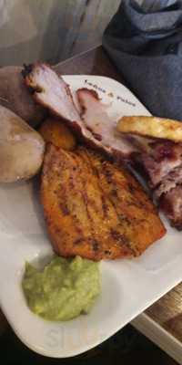 Palos De Leña Restaurantes