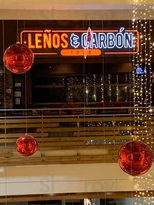 Leños & Carbón