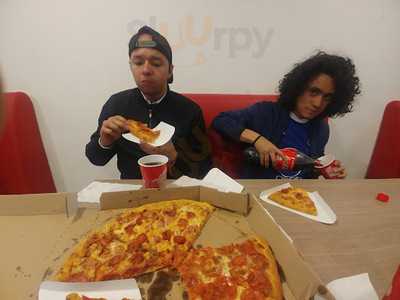 La Sagrada Pizzería