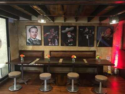 El Chido Mexicano Restaurant & Bar