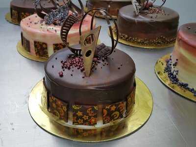 Chocolatier Cafe Boutique