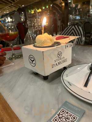 Storia D' Amore Piazza