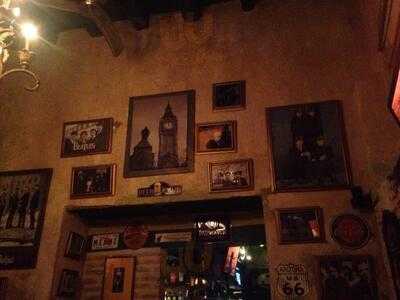 Monalisa Pub Cartagena