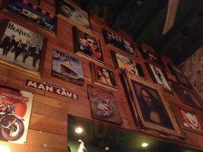 Monalisa Pub Cartagena