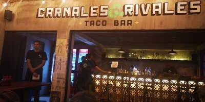 Carnales & Rivales