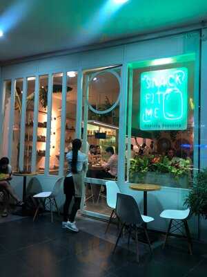 Snack Fit Me Cafe Bistro