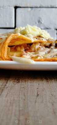 Madeleine Crepes Bebidas & Postres