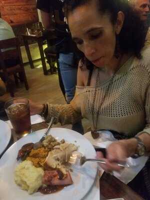 Brooklyn Restaurant & Lounge