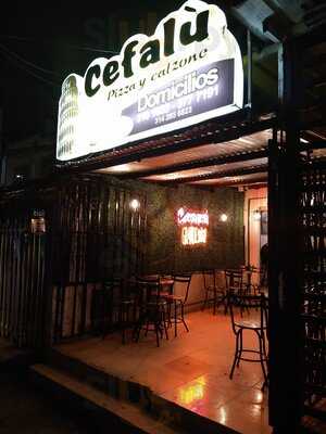 Cefalu Pizza Y Calzone