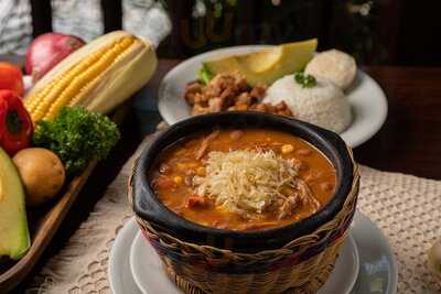 Hatoviejo Viva Envigado